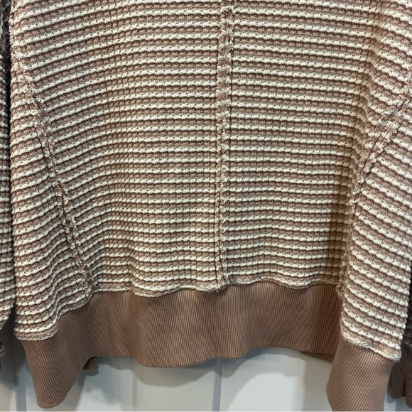 AMERICAN EAGLE AE BIG HUG WAFFLE CREW NECK SWEATSHIRT OVERSIZED CREAM TAN SZ S - Picture 6 of 9